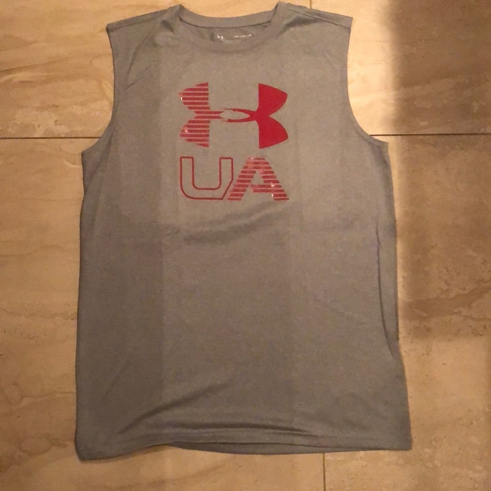 Boys under armour tank